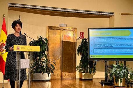 La ministra de Inclusión, Seguridad Social y Migraciones, Elma Saiz, durante la presentación de los datos.